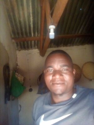 cover image of Binadamu ndani ya kuku